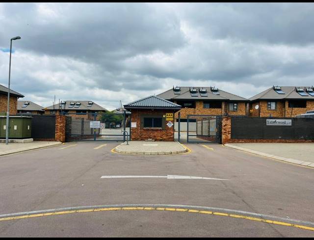 3 BEDROOM APARTMENT FOR SALE IN BOKSBURG NORTH